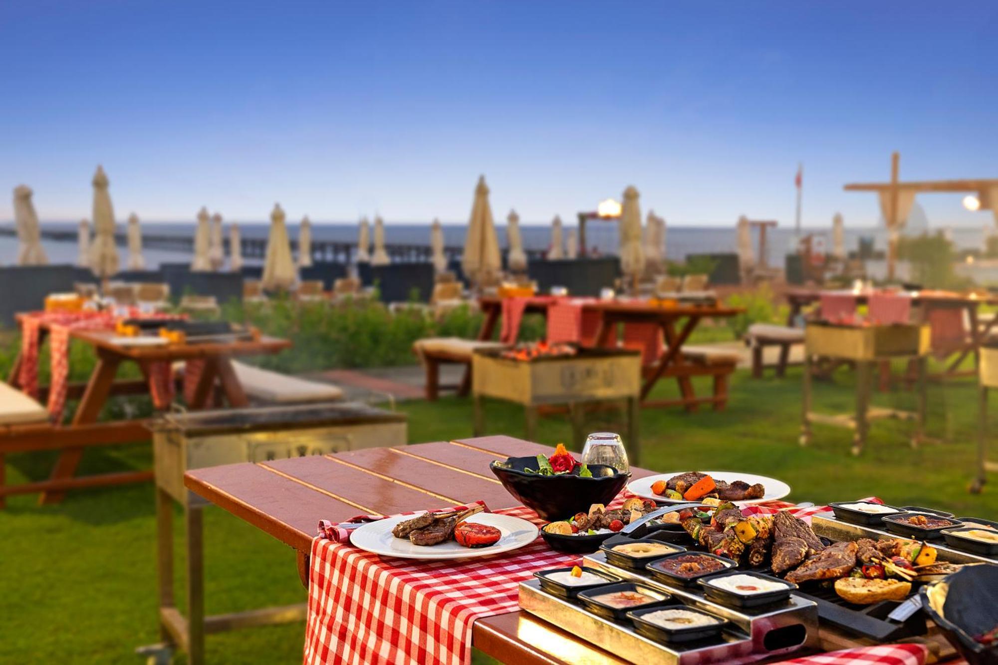 Rixos Premium Seagate Hotel Sarm es-Sejk Kültér fotó The Terrace